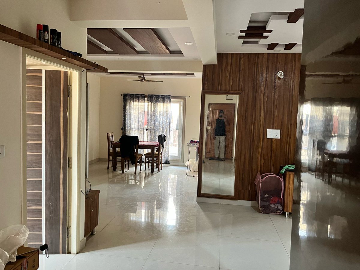overbakedbrowny's tweet photo. Hi guys. Looking for a replacement in my 3 BHK.
Location: Basvanagara (near HAL)
Rent: 14.7k
Dep: 66.7k
Further commercials applicable.
Fully setup household with cook and maid.

Drop a comment and a DM if you need more details. https://t.co/ZjugR2UJ8U