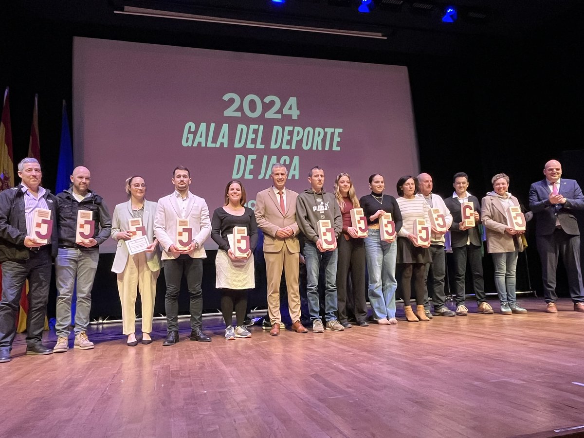 Gala del Deporte: Jaca celebra su gran fiesta del deporte con una gala emotiva, sorprendente y con actuaciones inéditas

Más info: bit.ly/galadeportejac…