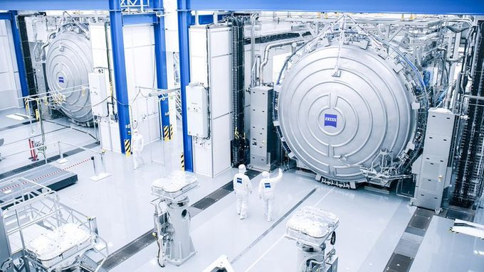 Do you understand how incredible the $ASML technology is? 

I bet you don't. 

Have a read of this thread👇