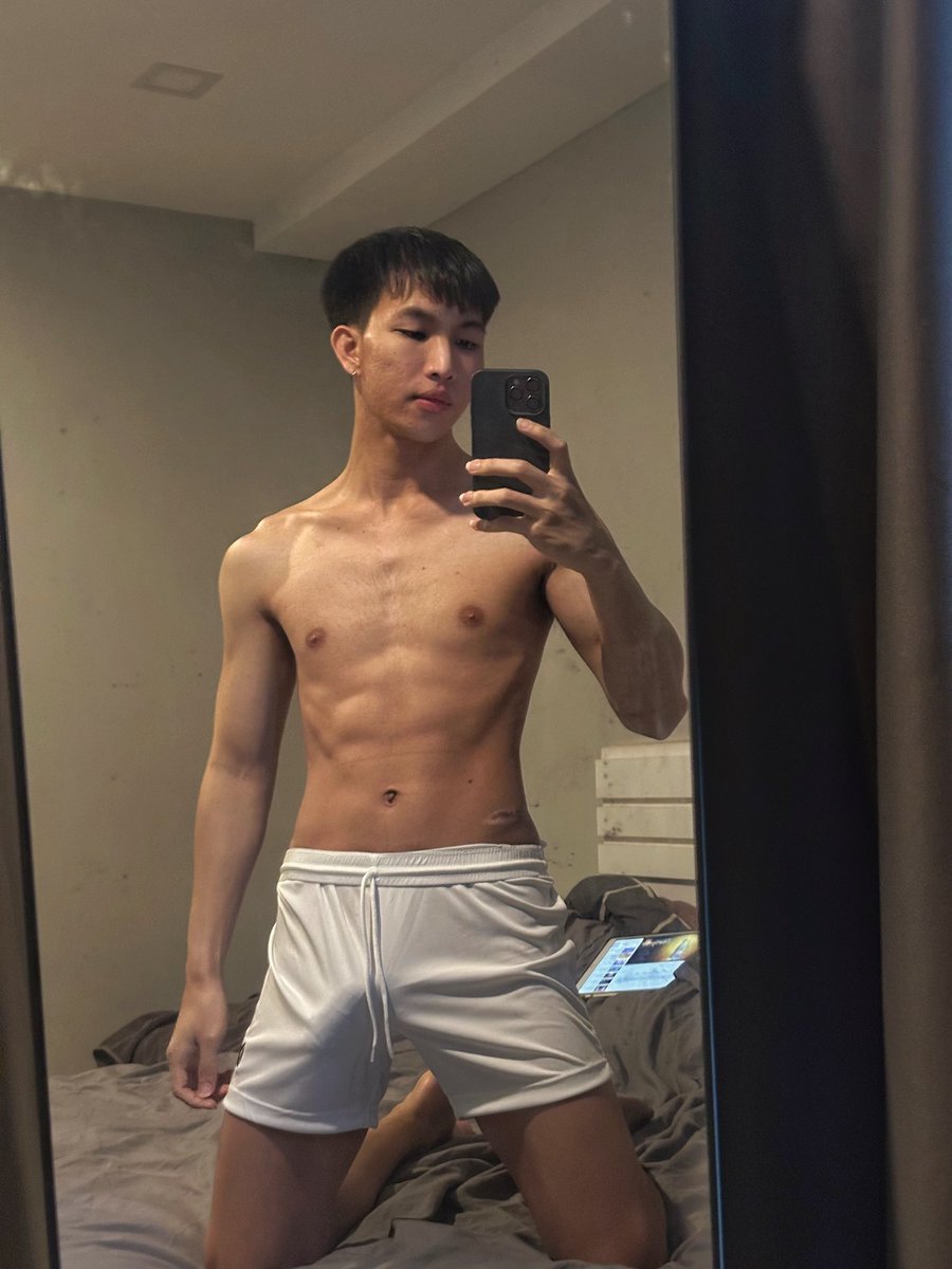 ☻ ʀʏᴜ  tweet media