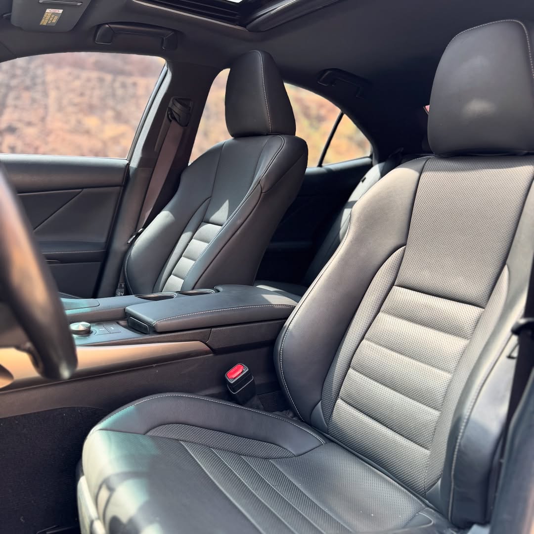 spade688's tweet photo. Lexus IS350 F-SPORT AWD 2015 Foreign used clean title accident free clean with duty fully paid now available only 36m

Sowore/Giannis/Christians/Abel/Amaechi/Real Madrid/Amen/Jago/Qing Madi/El Rufai/May February/January Dump/Justin Bieber/Rashford/Tinubu/Davido https://t.co/6b64MfaGyn