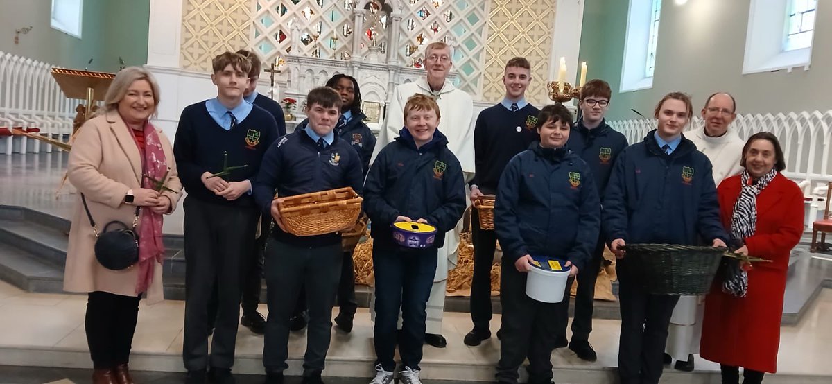 Bishop Denis Nulty (@bishopdnulty) on Twitter photo It was great to meet
students who are part of the ‘Peace & Justice Group’ from <a href="/cbscarlow/">St. Mary's Academy CBS An Edmund Rice School</a> who made St. Brigid’s Crosses for <a href="/CarlowCathedral/">Carlow Cathedral</a> this morning <a href="/KANDLEi/">K&L Diocese Ireland</a> <a href="/CatholicNewsIRL/">CatholicNewsIreland</a> It was great to meet
students who are part of the ‘Peace & Justice Group’ from <a href="/cbscarlow/">St. Mary's Academy CBS An Edmund Rice School</a> who made St. Brigid’s Crosses for <a href="/CarlowCathedral/">Carlow Cathedral</a> this morning <a href="/KANDLEi/">K&L Diocese Ireland</a> <a href="/CatholicNewsIRL/">CatholicNewsIreland</a>