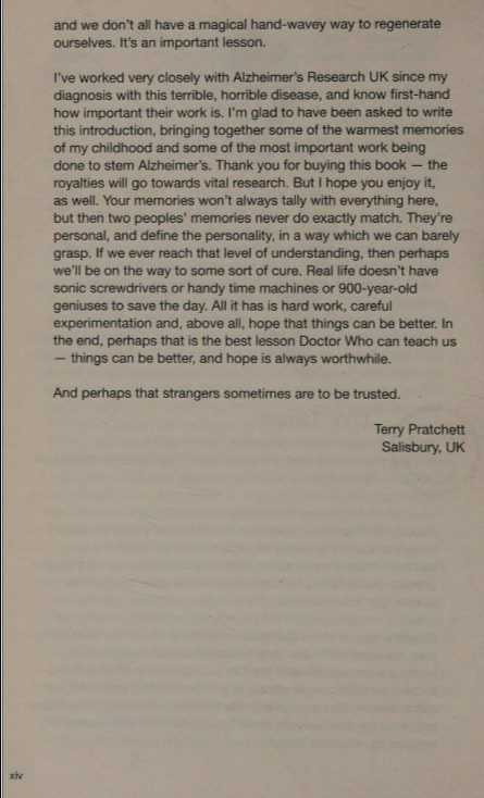 Behind the Sofa: Memories of Doctor Who and this great introduction by Sir Terry Pratchett.
"Things can be better and hope is always worthwhile".
#TerryPratchett #DoctorWho