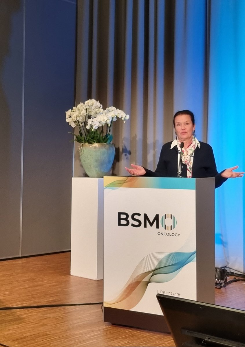 mybsmo's tweet image. Professeur Martine Piccart is opening the Young Oncologist Session at the 27th annual meeting @mybsmo. Her wonderful experience in clinical studies will help young oncologists to imagine their own! ๐คโ๏ธ