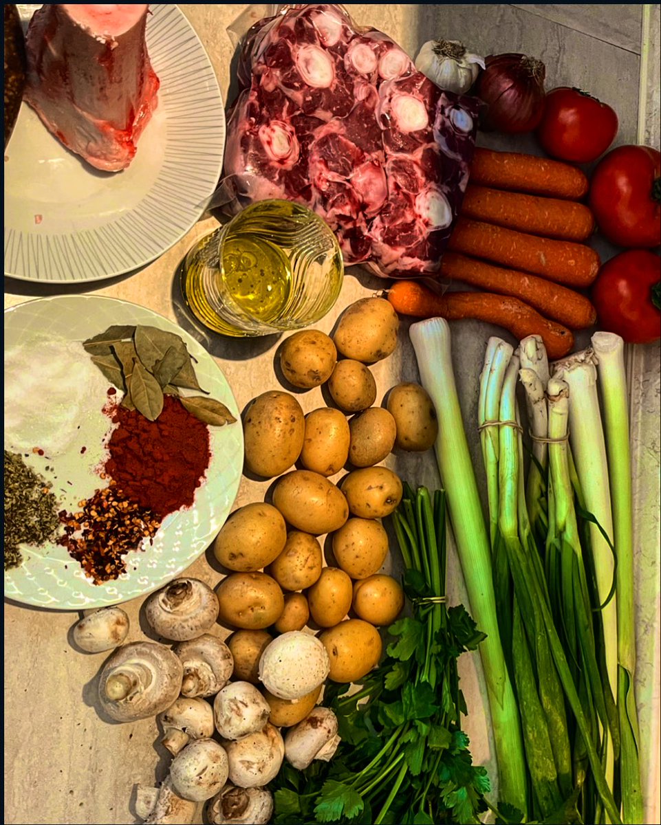 Helios_Movement's tweet image. If you want more energy, better gut health, skin health, improved libido and so on, you must make sure that you avoid the following dietary mistakes.
Thread🧵