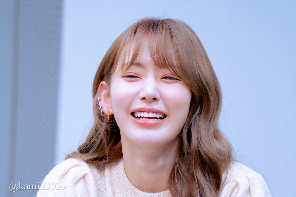 250126 CRAZY_JP 全員サイン会 咲良の笑顔がいちばん🌸☝️ #SAKURA