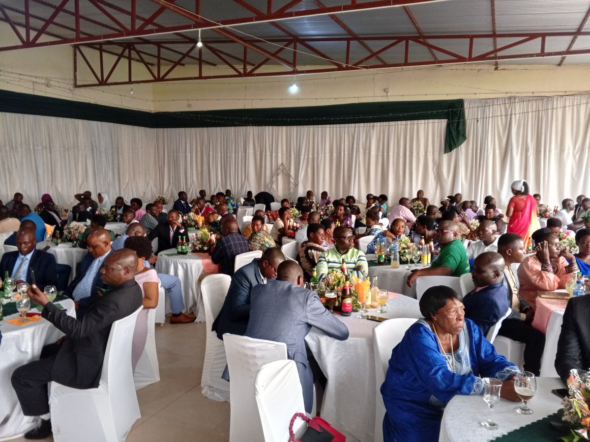 SOPEC2019MF's tweet photo. #Burundi: D General Manager of @SOPEC2019MF wished New Year's greetings 2 d guests, new members&amp;partners. She invited them to participate in the growth of this institution which also shows a very satisfactory record 4rom its creation in 2019. @amour_kwizera https://t.co/rOxYv5xBNb