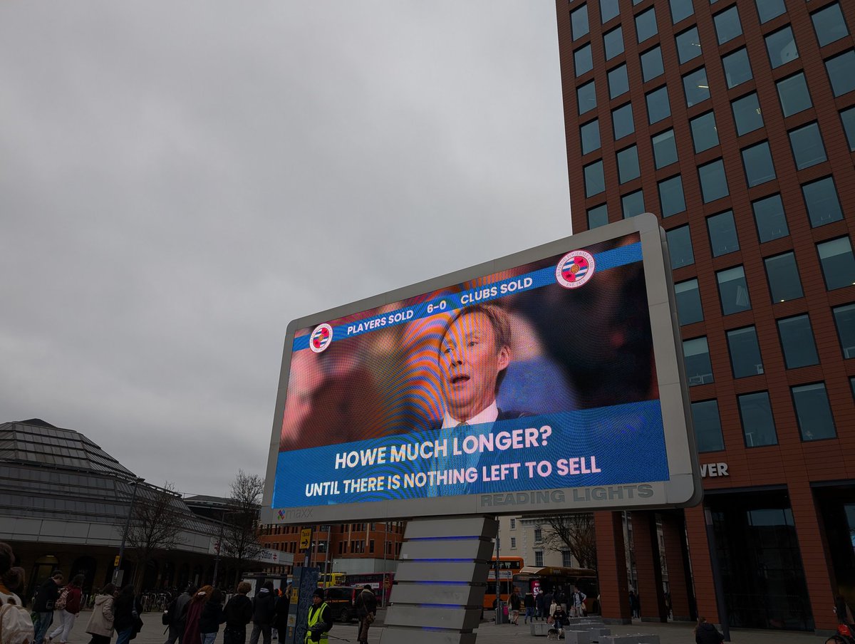 TheTilehurstEnd's tweet photo. #ReadingFC are being ripped apart while the world watches. https://t.co/Ba4LUP0JHu