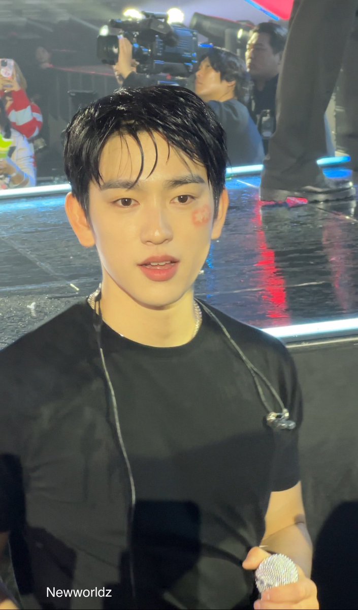 he’s so breathtaking it doesn’t make sense