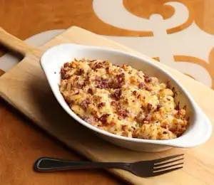 chicorycafe1's tweet photo. Buy one of Chicory's famous Mac and Cheese's and get one FREE this weekend! Show the barista this tweet when you order to receive your FREE Mac and Cheese. We make all our Mac and Cheese's from scratch. They have been Michiana's favorite for years. https://t.co/L7yUL37NTT
