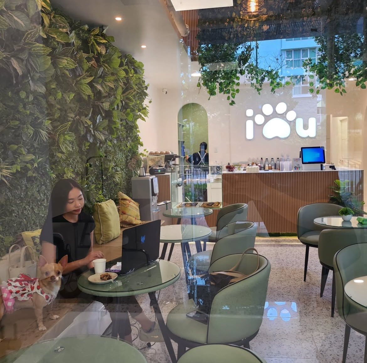 jmp_wme's tweet photo. Hello fellow furparents x coffee lovers! 

We recently opened a pet care and cafe at Market! Market! See u here at I PAW U 🐾☕️ https://t.co/GDHrTKeK4I