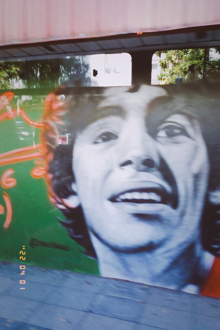 Deivid5695's tweet image. Mírame bien 
Dijo al partir
No te sorprenda volverme a ver