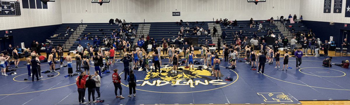 KISDAthletics's tweet photo. It’s gonna be a beautiful day for some 2-6A DISTRICT WRESTLING. It’s time to compete! #SunIsUp @WrestlingTexas @TCHSWrestling @kellerwrestling @MrsSimmonsKHS @HRLugo13 @KellerCentralHS @CJW_Keller https://t.co/ojCMhg8mn9
