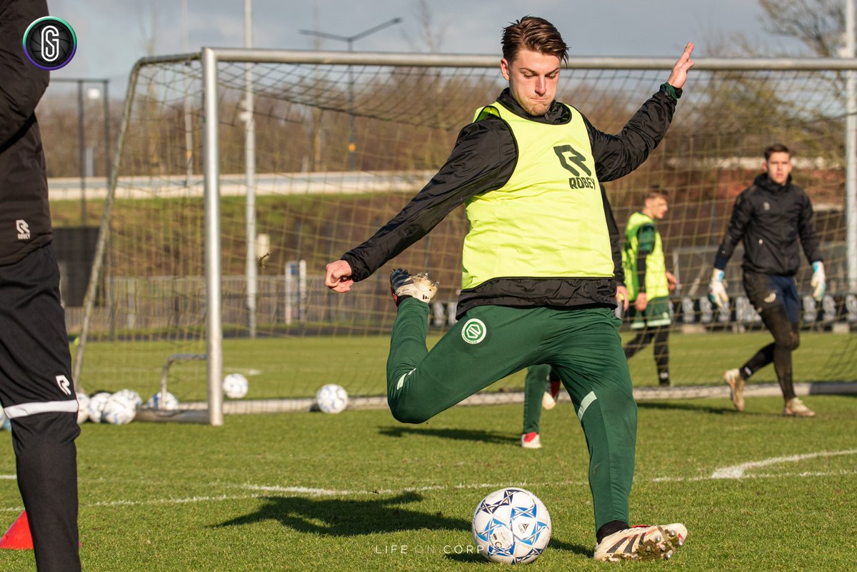 FCGShots tweet media