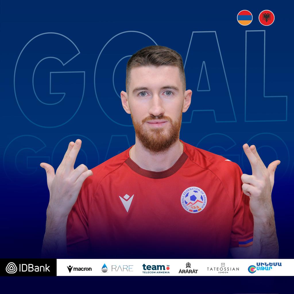 OfficialArmFF's tweet photo. Deniiiiiiiiiiiis Nevedrov. 
Armenia 🇦🇲 1:0
#ARMALB #Futsal #Armenia https://t.co/12TGWXJTaq