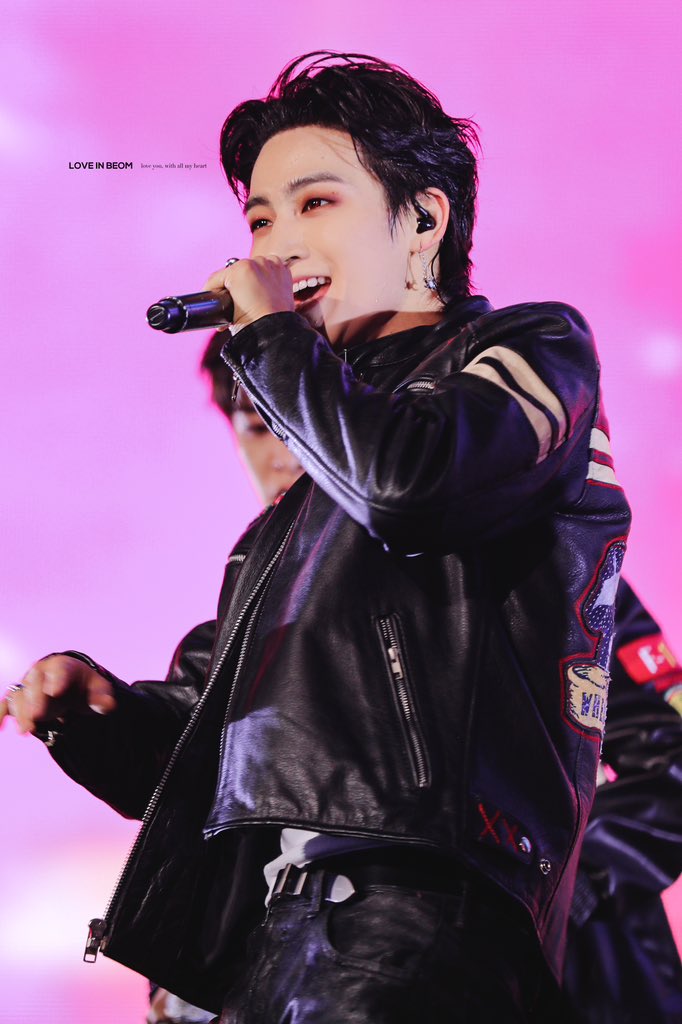 LoveinBeom0106's tweet photo. [HQ] 250201 GOT7 CONCERT DAY2

🔥🔥

#JAYB #GOT7_NESTFEST #GOT7 #갓세븐 #제이비 https://t.co/IW36h34yGq