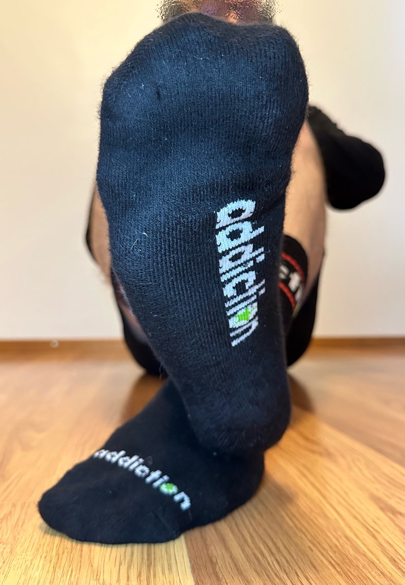 jack_royde's tweet photo. Cause it seems you guys have an addiction to my black, soft and smelly socks 🖤 It’s time to get even more addicted and sniff these 😈
#blacksocks #blacksocksfetish #blacksocksonly #sweatysocks #smellysocks #sockfetish #malesocks #gaymalesocks #malefeetworship #malefeetworship https://t.co/LmbBTI07Ju