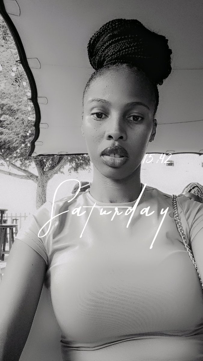 Bongy_S's tweet photo. There's something about black and white snaps 🔥🤌🏾 https://t.co/63zV7tAtw8