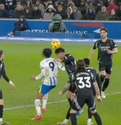 paddypower's tweet photo. Which of these incidents is a penalty?

That’s right, neither. https://t.co/74qCjbU42R