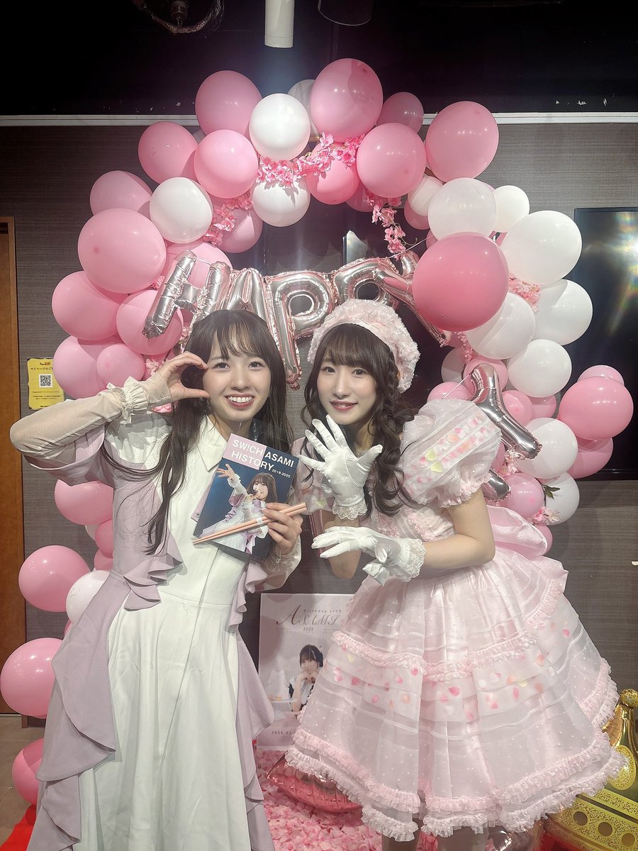 あさみん生誕素敵すぎたね💓あさみんめちゃめちゃ準備頑張ったの伝わってきたし、あさみんのこだわりや想いが沢山感じれたし、あさみんの真っ直ぐさにとっても感動しちゃったな🥺✨そしてとっっっても可愛かったね🎀改めておめでとう💓とっても頑張ったのでゆっくり休んでね☁️LOVE
#ASAMI生誕祭2025
