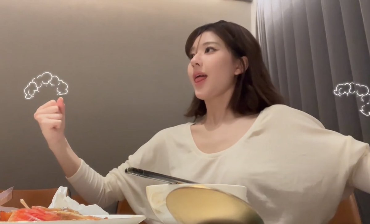 booboolili's tweet image. 매운 거 먹으면 강아띠 돼…🐶🔥🐾