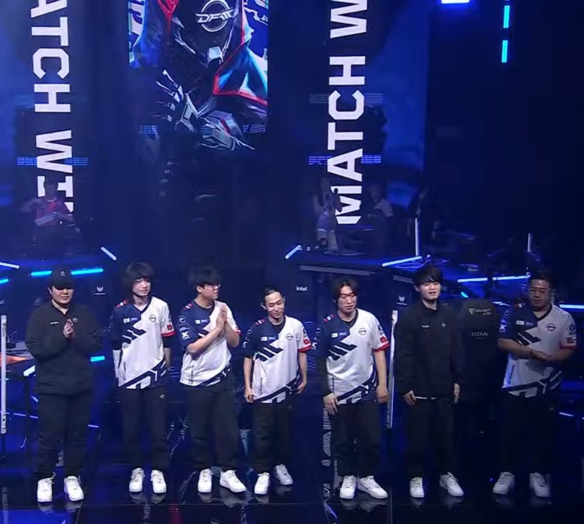 zyyys_'s tweet photo. when no one believed but we did 😭💪
thank you DFM 💙
#DFMWON https://t.co/k5tym29JaM