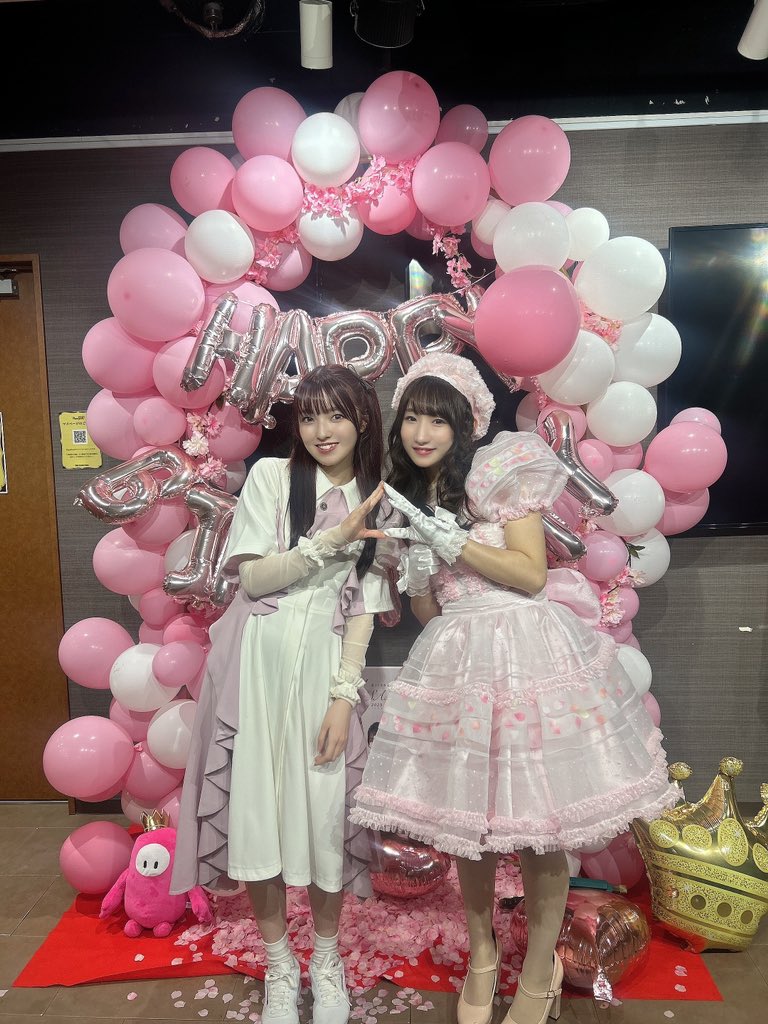 あさみん生誕祭ありがとう💕　

最初から最後まであさみんらしくとっても素敵な生誕祭だったね！
手作りの衣装も本当にすごくてすごすぎた！(語彙力😇)
本当は来年もお祝いしたいし寂しい気持ちもあるけど今年のあさみんのお誕生日をみんなといっぱいお祝いできて嬉しかった🫶
アイドルあさみん最高！