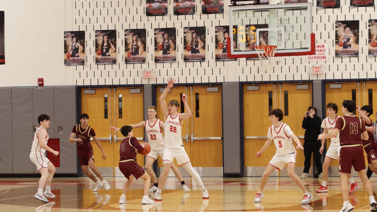 Canandaigua Academy Boys Basketball 🏀 defeated Pittsford Mendon 73-50 on senior night. CA was led by freshmen Kobe Maroney with 25 points and 24 points from senior  Connor Chapman. 
#CanandaiguaProud