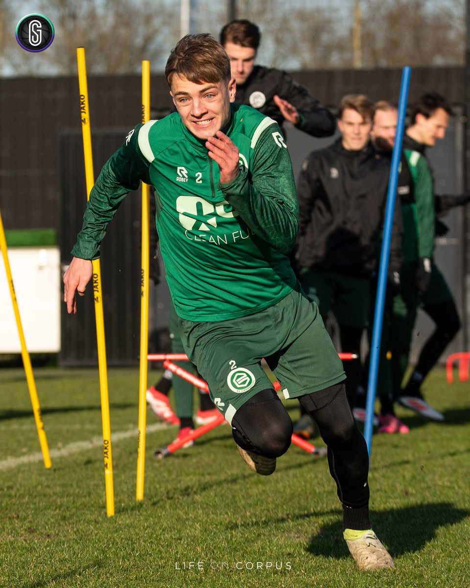 FCGShots tweet media