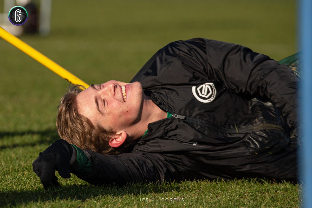 FCGShots tweet media