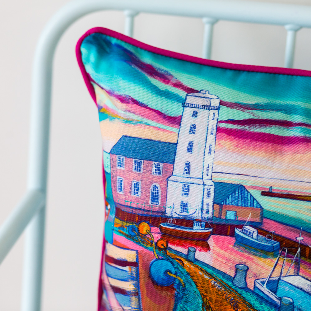 As the celebrations kick off for the 800-year anniversary of North Shields, each day this week I will be sharing a North Shields related gift of mine - today I’m sharing one of my cushion designs that features North Shields fish quay.
#NorthShields800 #FishQuay #Cushion