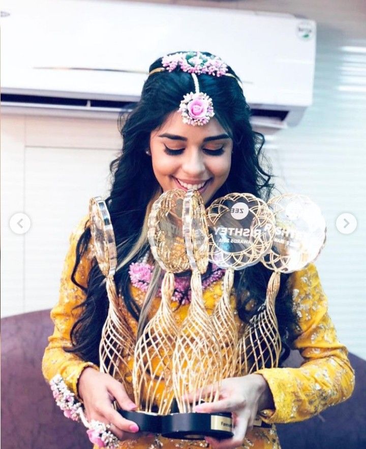 vidushisam's tweet photo. Two Cutiessss 🥰 Eisha Singh 🥳 🎉 &amp; Priyanka Chahar Choudhary 😍 

Which one your Favourite.....

Like for Eisha Singh 🥳 🎉 
RT for Priyanka Chahar Choudhary 

 #Avisha  #EishaSingh #PriyAnkit
#PriyankaChaharChoudhary https://t.co/TjlJGnrM1o