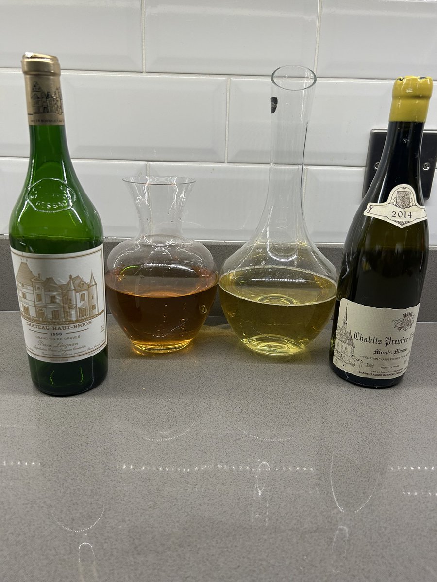 geeivers's tweet image. I’m looking forward to trying these this afternoon #hautbrionblanc #raveneau