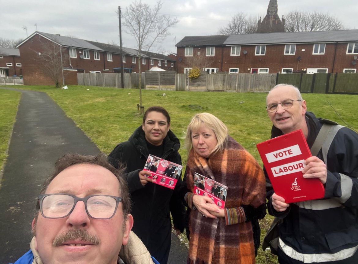Out door knocking again <a href="/MCCGortonAHey/">MCC Gorton & Abbey Hey</a> <a href="/JohnHughes55/">John Hughes</a> <a href="/Peter_Cookson1/">Peter Cookson</a> <a href="/AfiaKamal92485/">Kamal afia</a>