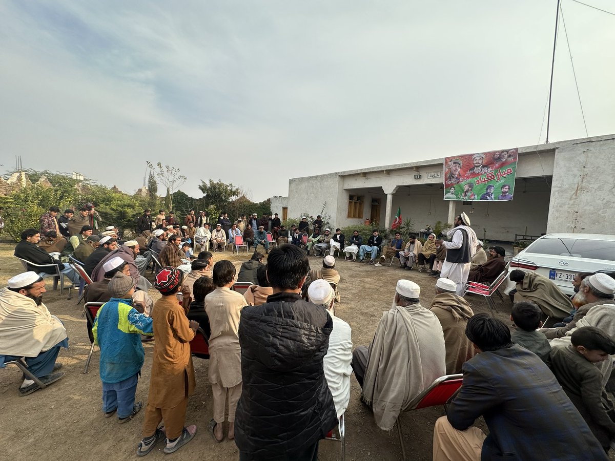 Sahibullahafri1's tweet photo. آج ضلع خیبر تحصیل باڑہ میں پی ٹی آئی خیبر کے سینئر نائب صدر صاحب اللہ افریدی کی قیادت میں وی سی للمہ ورکرز کا صوابی جلسے کیلئے پروگرام 
انشاءاللہ ۸ فروری پر ہم بھر پور طریقے اپنی قوت افردی کے ساتھ شرکت کرینگے 
@ImranKhanPTI @JunaidAkbarMNA 
@PTIKPOfficial https://t.co/2u2WaQbhYc