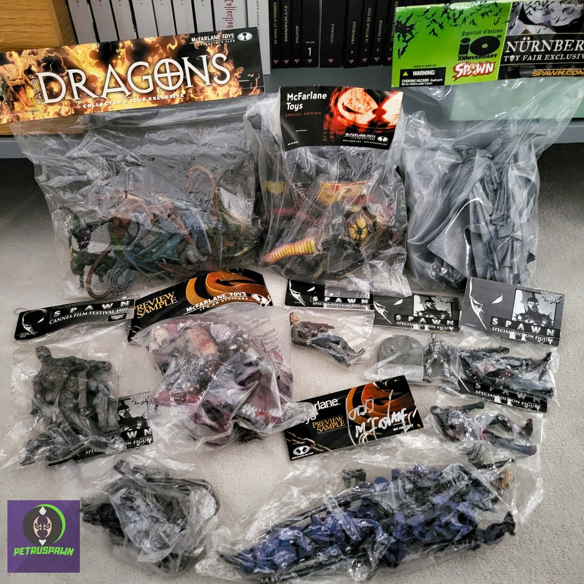 Preview samples, Club Exclusives, promo stuff in USA, Japan, Germany or France for various events (even for Cannes film festival !) those bagged figures always had a special appeal to me.
Did you like those at the time?
<a href="/mcfarlanetoys/">McFarlane Toys</a>
#spawn
#spawncollection
#spawnfigures