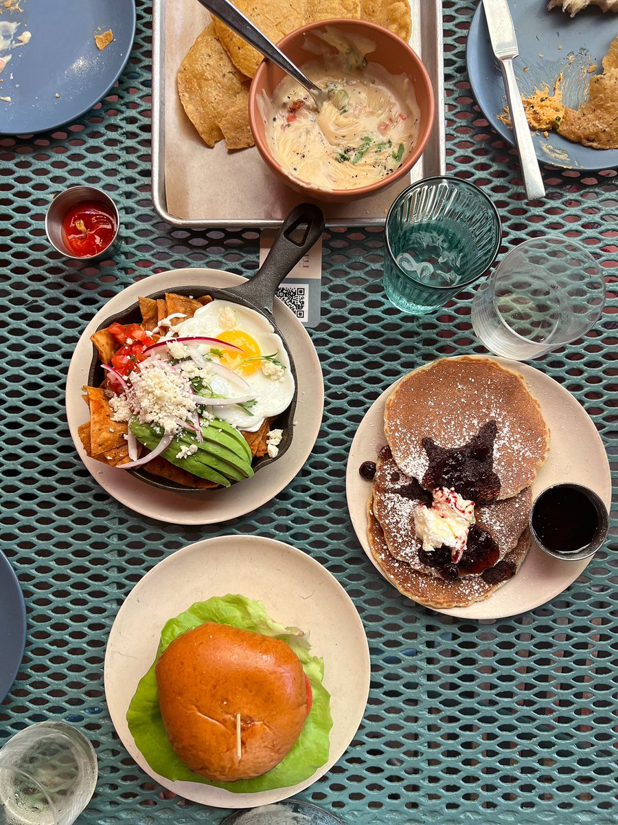 what’s your #RestaurantWeek brunch go-to: bodega-style breakfast eggwich, chilaquiles, or fluffy cakes? 🍔🌮🥞

choose your own adventure with our $25 3-course brunch combo, which includes a welcome bev (mimosa or Aperol spritz, anyone?) 🥂

make a <a href="/resy/">Resy</a>: resy.com/cities/washing…