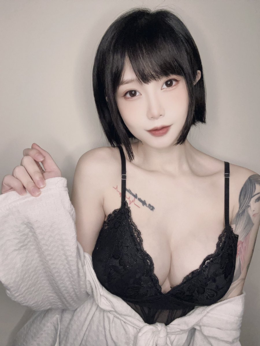 這次留長不知道要花多少時間(✘﹏✘ა)
還是你們覺得短髮也好呢 https://t.co/Tj8uNL77jj
