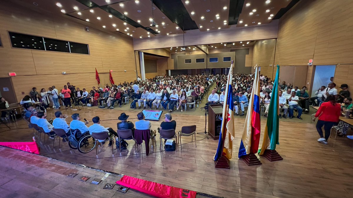 ferneysilvaid's tweet photo. En un evento multitudinario, los #caucanos acompañaron la audiencia pública de la #ReformaLaboralYa que avanza en la @comisionseptima de @SenadoGovCo que junto a la reforma #Pensional ya aprobada y el proyecto de la reforma a la #salud que está en curso,  constituyen unos de los mayores avances sociales propuestos al pueblo colombiano.

Las defenderemos en el congreso y en las calles. 
@MinSaludCol 
@GloriaRamirezRi 
@CGTCol 
@SindesenaCauca 
@ASOINCACAUCA 
@LicoresColombia 
@sintradane