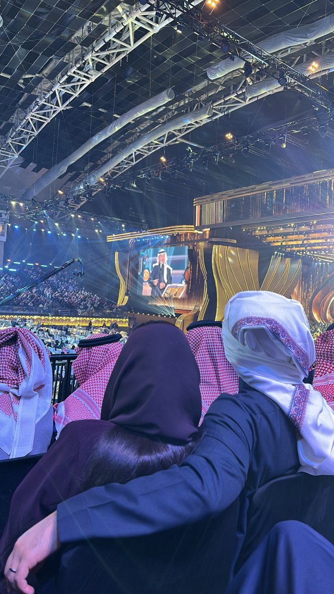 ِ (@m1lhl) on Twitter photo 