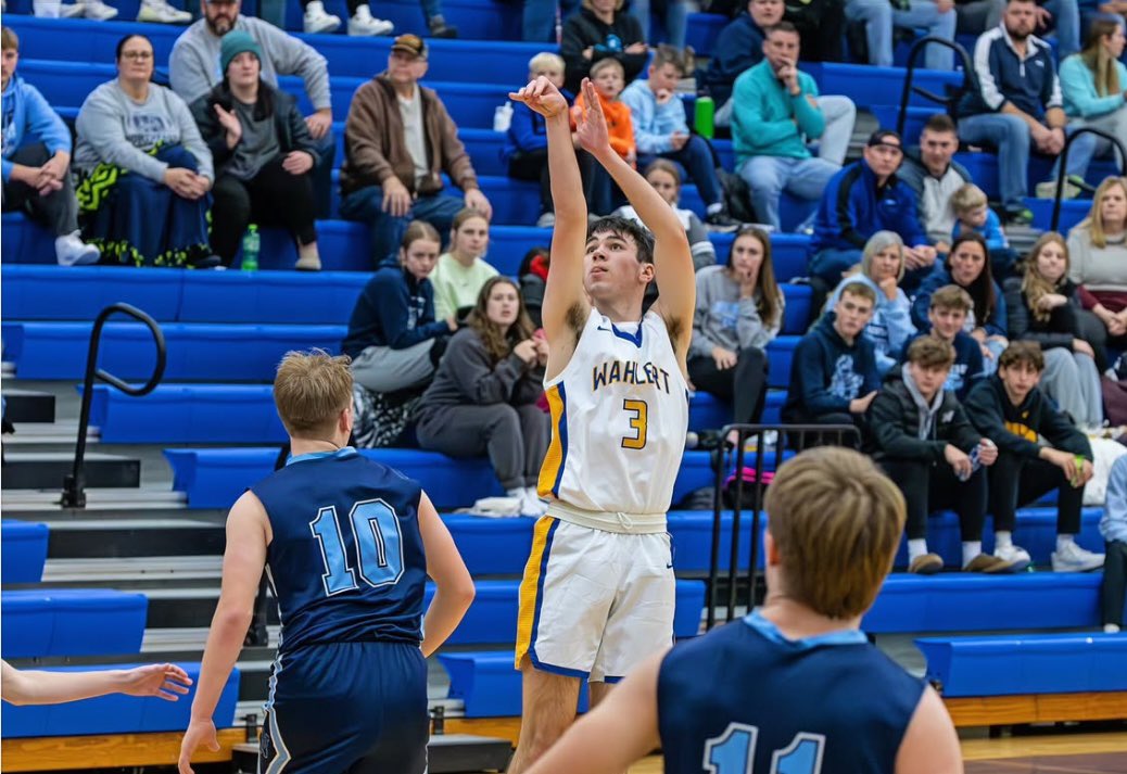 Coach Maneman tweet media