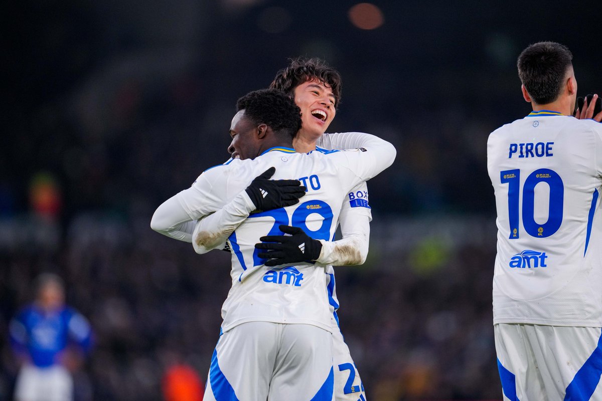 ZING_Toothpaste's tweet photo. 7TH HEAVEN!! @zingtoothpaste x @LUFC 

#WinningSmiles https://t.co/aqyVvANGwl