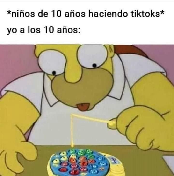 ardillakoalaoki's tweet photo. ¿Alguien más jugó a esos pececitos? Yo es que estaba viciada a ellos. Necesito encontrarlos y volver a jugar ✨ https://t.co/yUSal92U9X