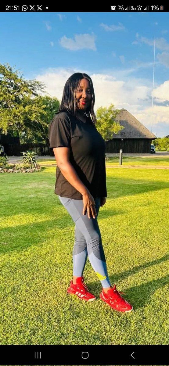 LindiweMasile13's tweet photo. As per directives, leggings
#EFFPLENUM https://t.co/vtAPuEsVgX