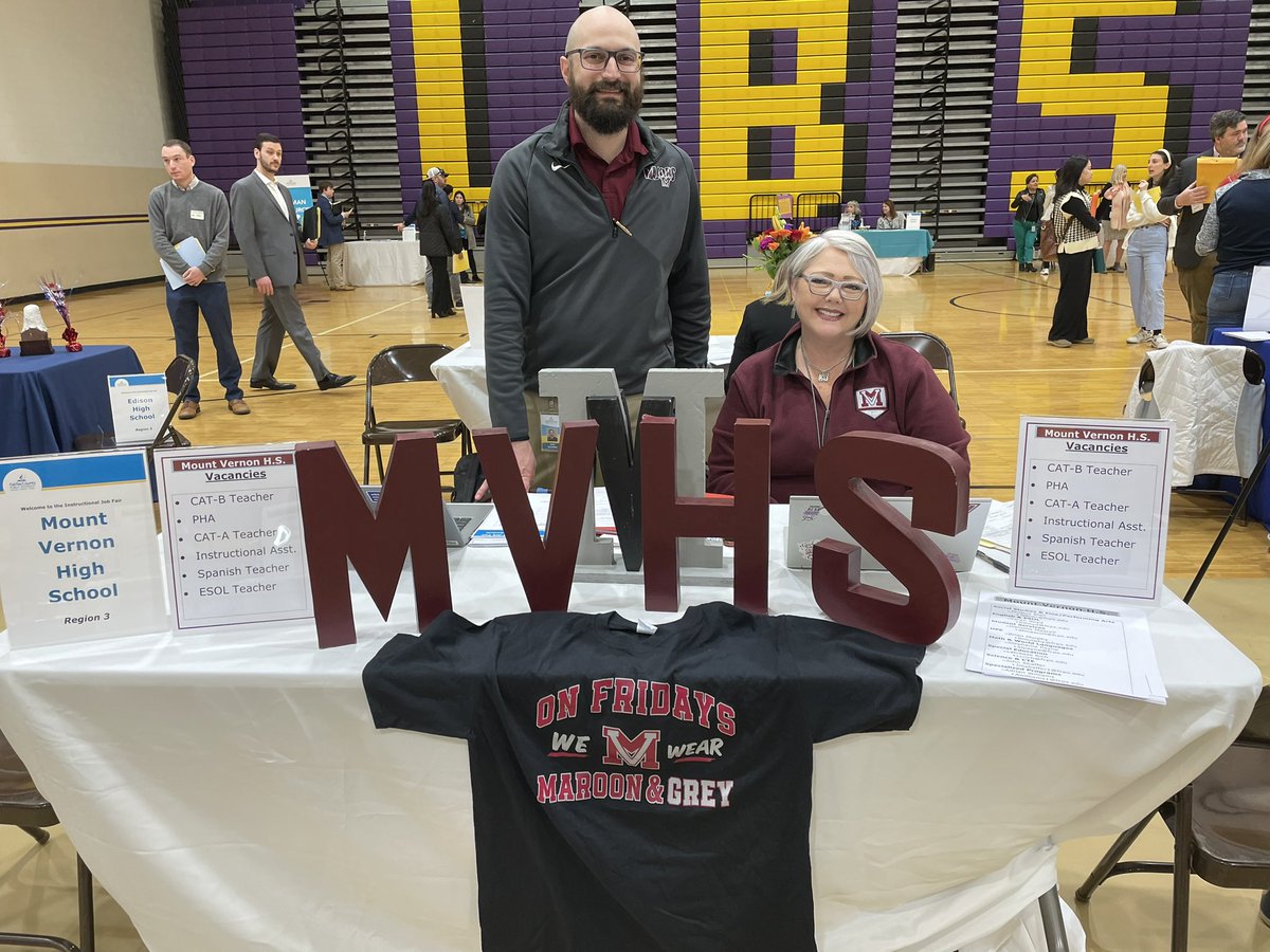 FCPS Recruitment (@fcpsvajobs) on Twitter photo Discover your next career at the FCPS Job Fair <a href="/FCPSLBSS/">Lake Braddock SS</a> TODAY until 12! See you soon! Discover your next career at the FCPS Job Fair <a href="/FCPSLBSS/">Lake Braddock SS</a> TODAY until 12! See you soon!
