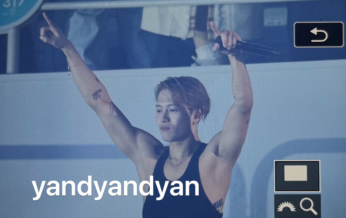 InitialHeart's tweet image. 250201 
#JacksonWang    
#잭슨    
#王嘉爾 
#王嘉尔