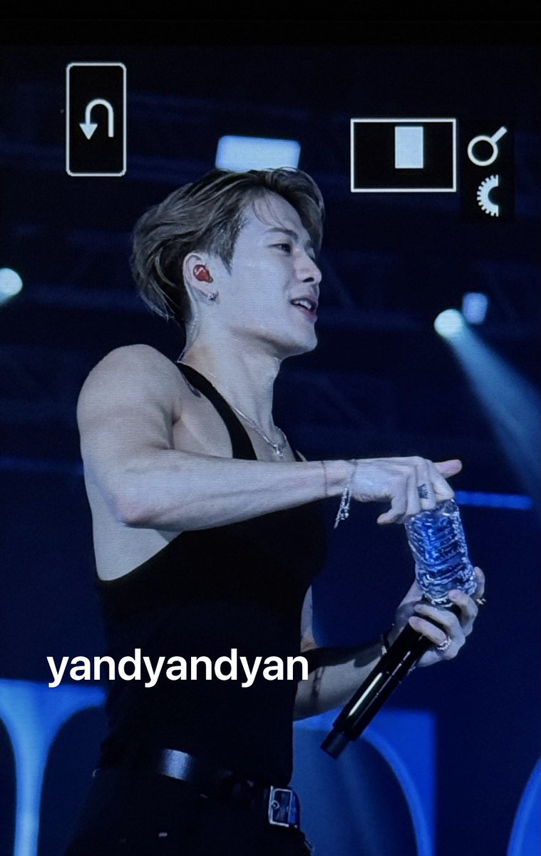 InitialHeart's tweet image. 250201 
#JacksonWang    
#잭슨    
#王嘉爾 
#王嘉尔