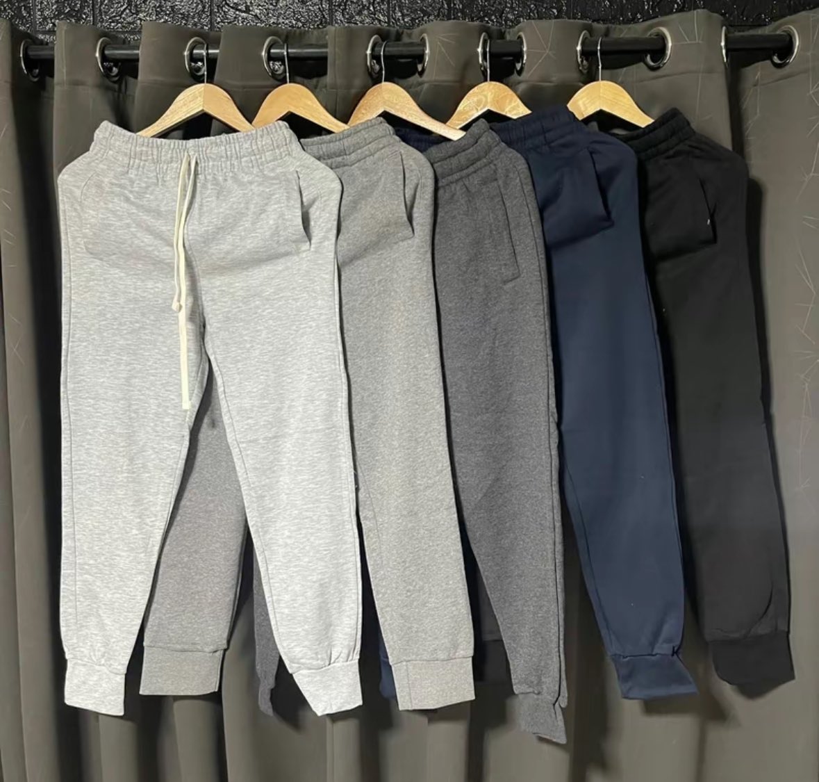 06_1249_'s tweet photo. วอมสีกรม s m l
ซับในผ้าสำลี 🛒40฿ https://t.co/gKdzncvkxe