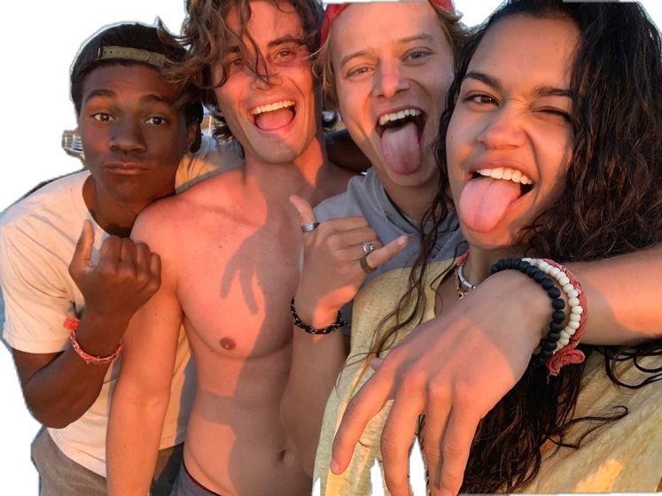 jjxmayb4nk's tweet photo. These photos changed lives https://t.co/YclbtdLfPu