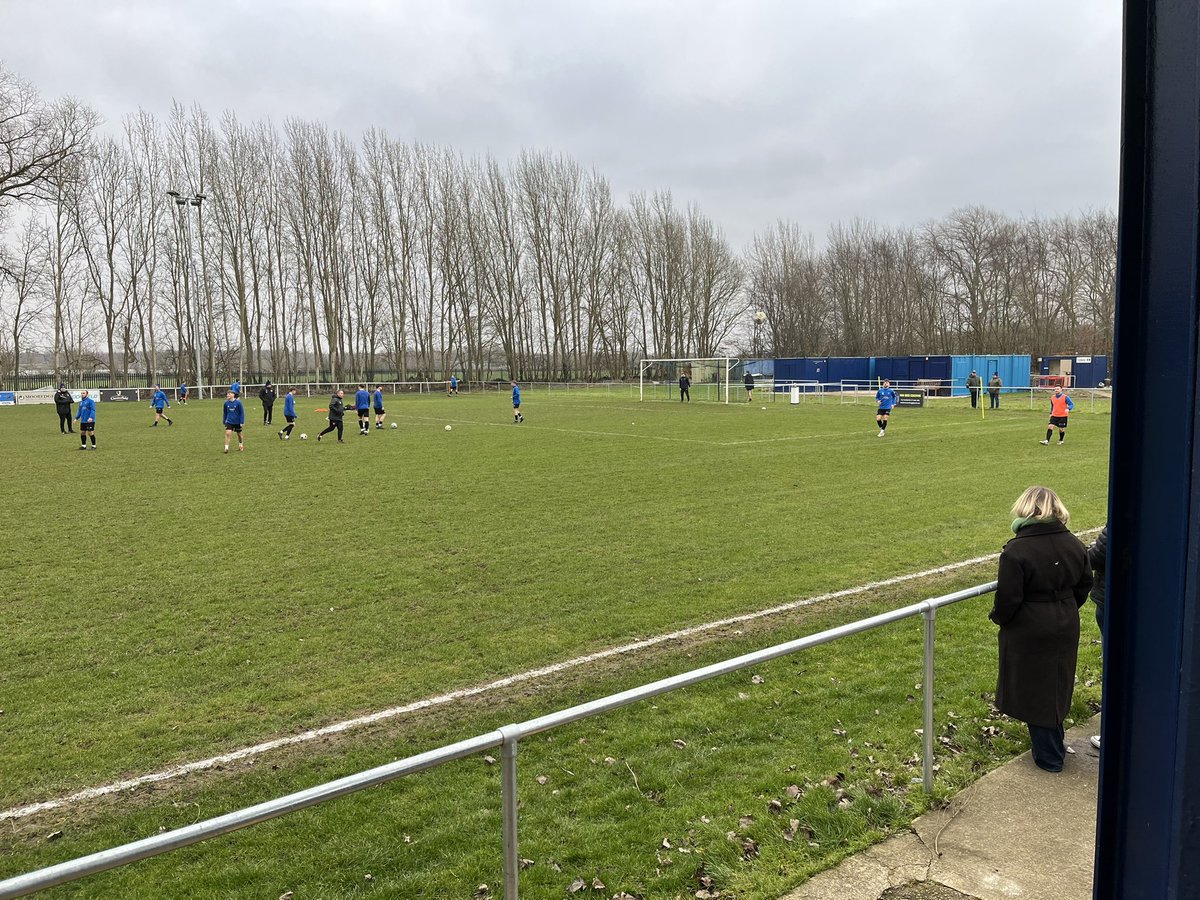 One of the best steak pies (with mash, peas and Hendo’s!) I’ve had at a football match. <a href="/clubthornecoll/">Club Thorne Colliery</a> v <a href="/DronfieldTownFC/">Dronfield Town FC</a> in the <a href="/NCEL/">Macron NCEL</a>